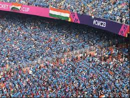 भारत की पाकिस्तान पर बड़ी जीत का लोगो ने मनाया बड़ा जश्न, एक लाख से अधिक लोगों ने साथ में वंदे मातरम गाया. 
